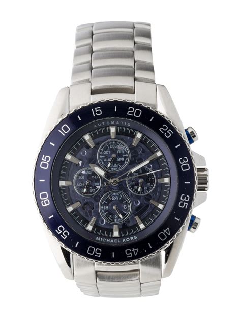 model for michael kors jetmaster watch